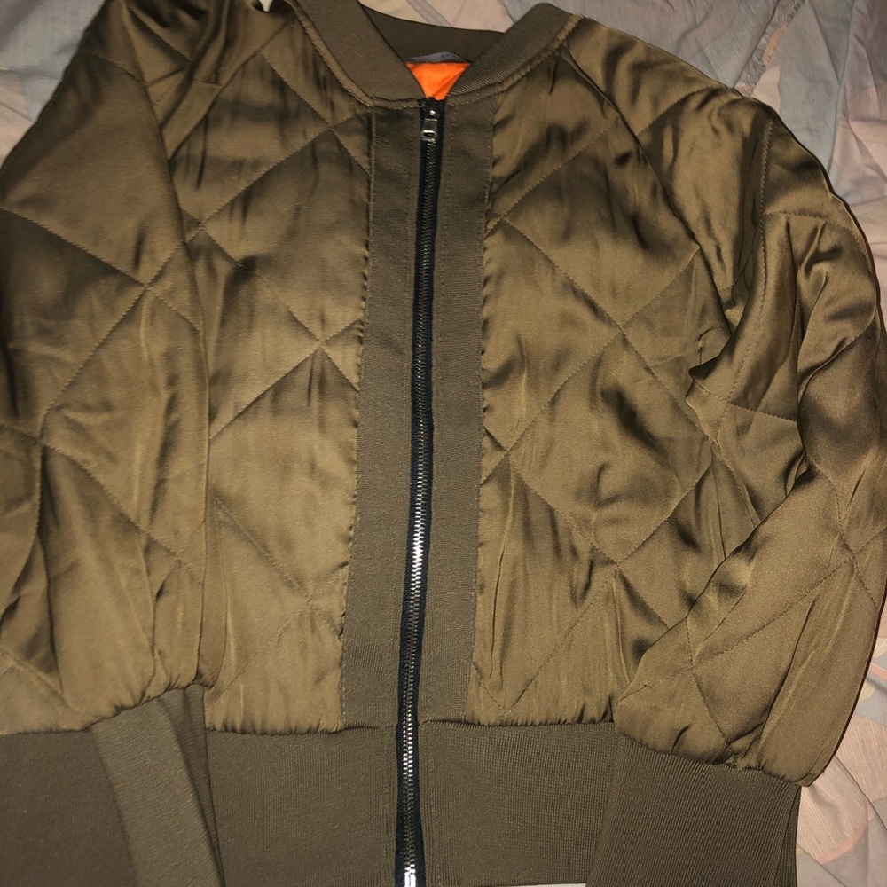 Jacket - Picture 2 of 6
